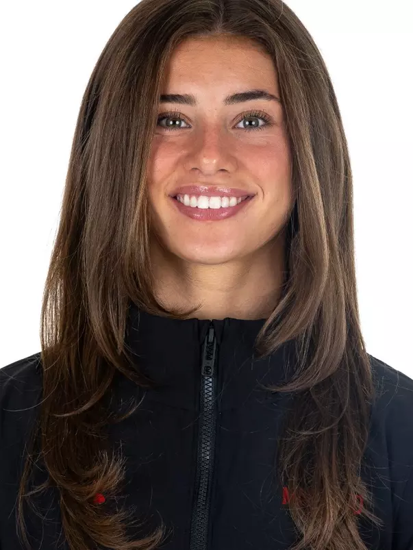 Madeline Komoroski Headshot