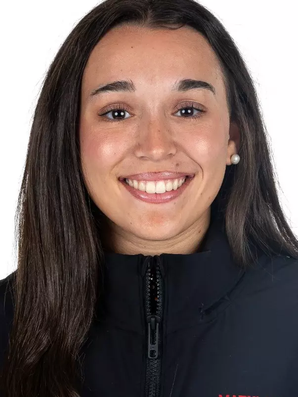 Aine Reade Headshot