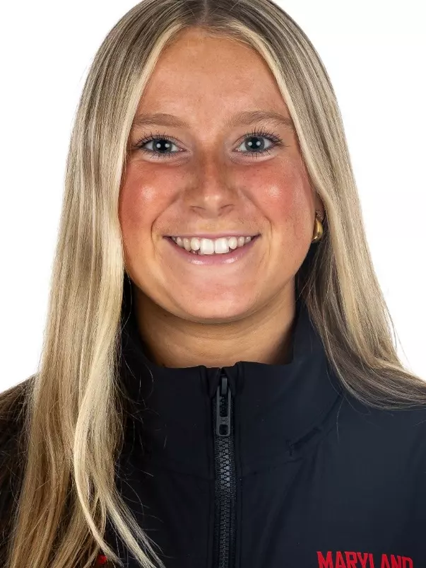 Sarah Saville Headshot