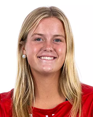 Catie Holmes Headshot