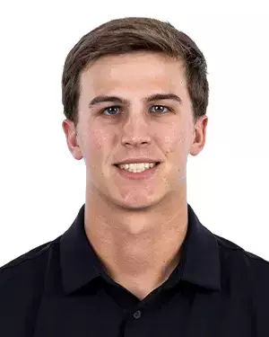 Nic Morlang headshot