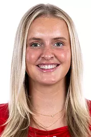 Caroline Ross Headshot