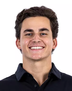 Finn Hauhuth Headshot