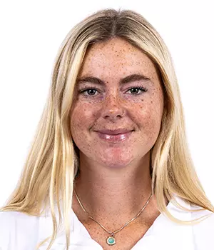 Sammi Woods Softball Headshot