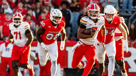 Malik Washington breaks off a long run at Rutgers in 2025