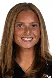 Caitlyn Cornwell Headshot