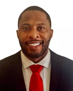 Maryland DL Coach Randy Starks headshot