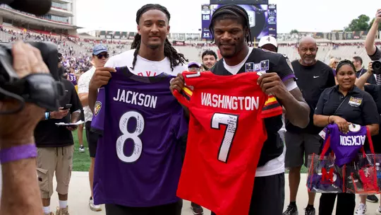 Malik Washington and Lamar Jackson at Ravens Practice.