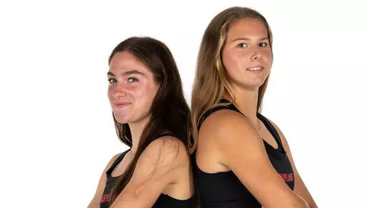 Sophomores Magdalena Baniak and Lucia Donnelly