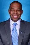 Hubert Davis, 2016-2017 headshot