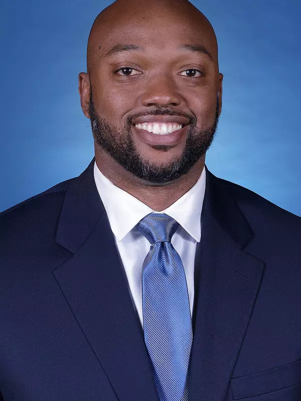 Henry Baker, 2018
2018 headshot
University of North Carolina Football 
Kenan Football Center
Chapel Hill, NC
Wednesday, April 18, 2018