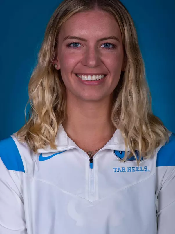 Kate Burgess
2022-2023 Photo Day
University of North Carolina Rowing
Media & Communications Center
Chapel Hill, NC
Thursday, October 20, 2022