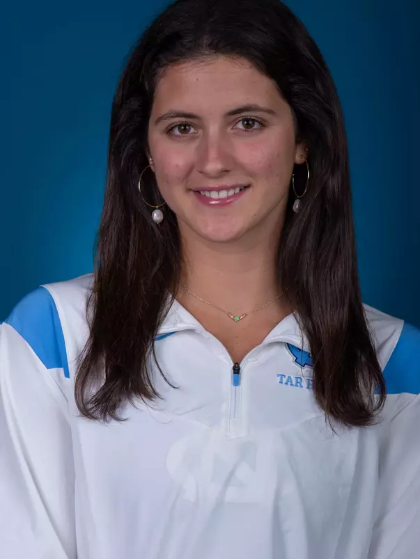 Astrid Gruber
2022-2023 Photo Day
University of North Carolina Rowing
Media & Communications Center
Chapel Hill, NC
Thursday, October 20, 2022