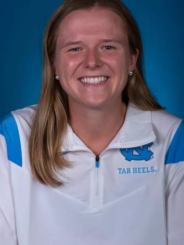 Katie Hallahan
2022-2023 Photo Day
University of North Carolina Rowing
Media & Communications Center
Chapel Hill, NC
Thursday, October 20, 2022