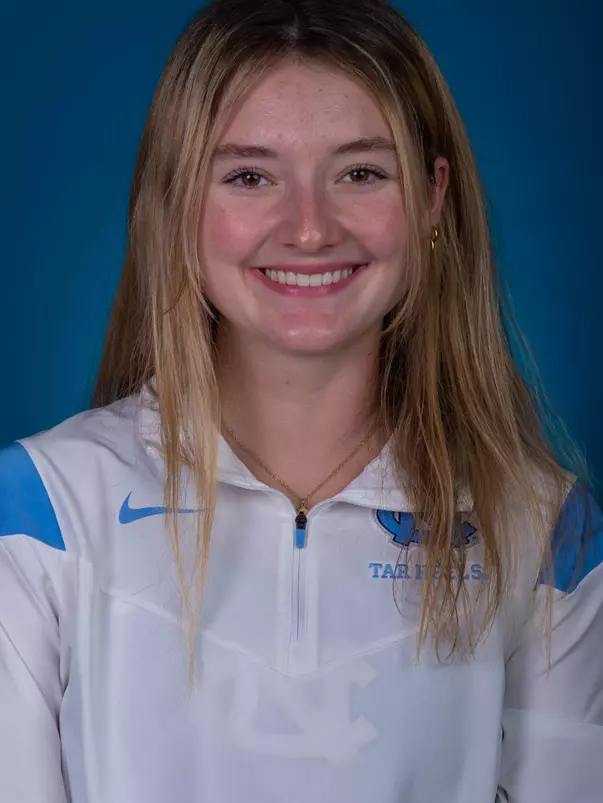 Anna Laborde
2022-2023 Photo Day
University of North Carolina Rowing
Media & Communications Center
Chapel Hill, NC
Thursday, October 20, 2022