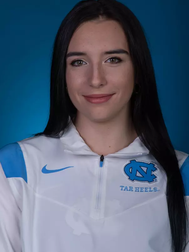 Hannah Mason
2022-2023 Photo Day
University of North Carolina Rowing
Media & Communications Center
Chapel Hill, NC
Thursday, October 20, 2022