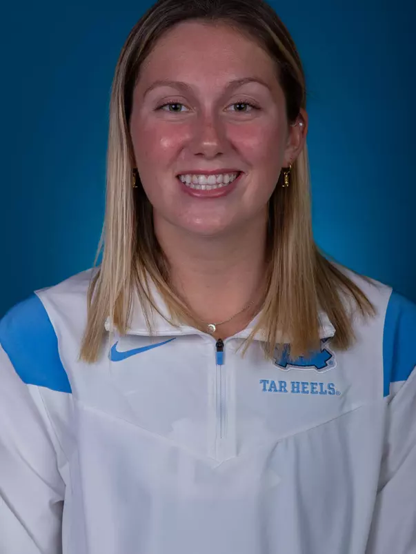 Sydney Tuck
2022-2023 Photo Day
University of North Carolina Rowing
Media & Communications Center
Chapel Hill, NC
Thursday, October 20, 2022