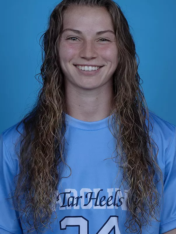 Tessa Dellarose 
2024 headhshot  
University of North Carolina Women's Soccer 
Photo Day 
Media & Communications Center 
Chapel Hill, NC 
Monday, August 5, 2024