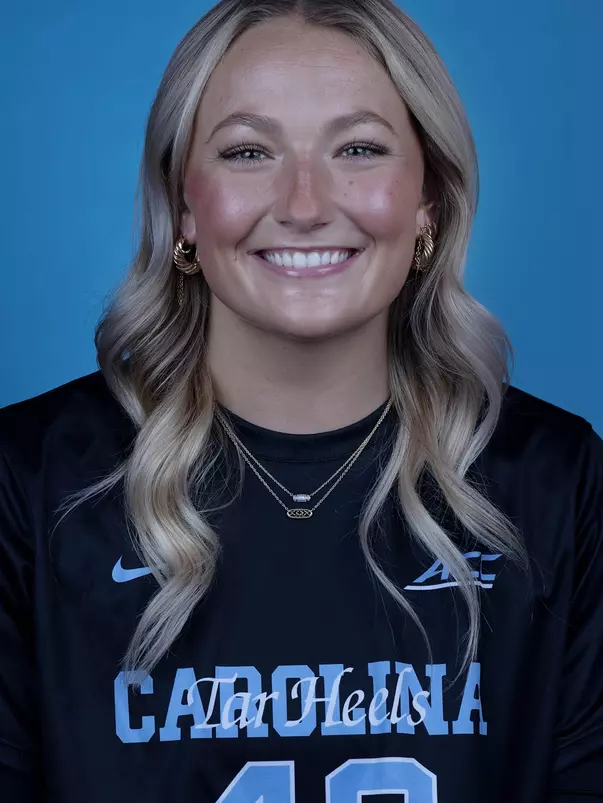 Abby Gundry 
2024 headhshot  
University of North Carolina Women's Soccer 
Photo Day 
Media & Communications Center 
Chapel Hill, NC 
Monday, August 5, 2024