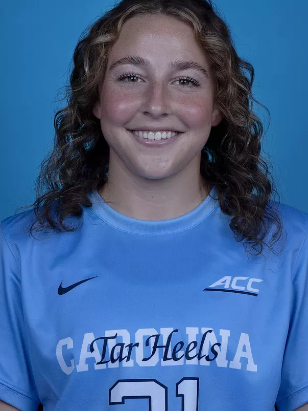 Ella Smith 
2024 headhshot  
University of North Carolina Women's Soccer 
Photo Day 
Media & Communications Center 
Chapel Hill, NC 
Monday, August 5, 2024
