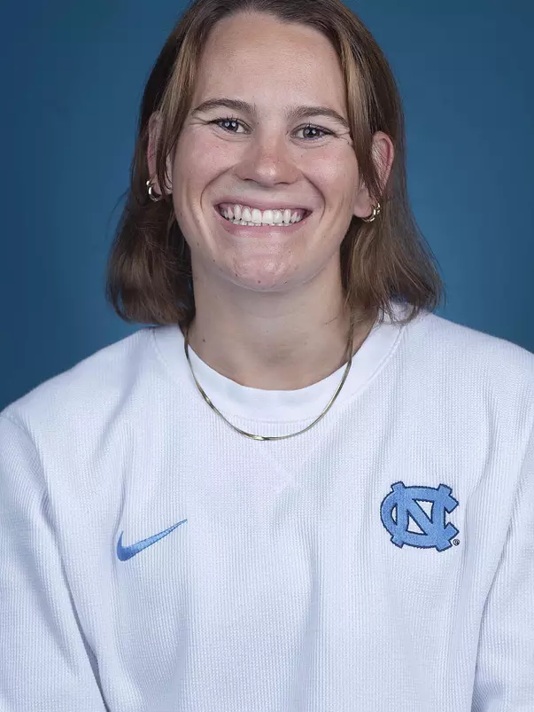 Dayle Snively 
2025-2026 headshot   
University of North Carolina Rowing 
Media & Communications Center 
Chapel Hill, NC 
Tuesday, October 7, 2025