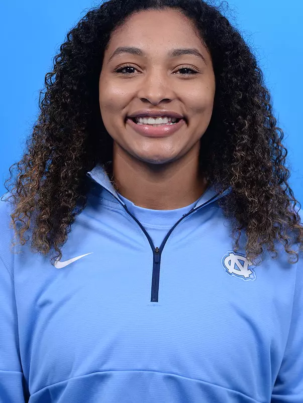 Nia Parker-Robinson 
2025 headshot 
University of North Carolina Volleyball 
Media & Communications Center 
Chapel Hill, NC 
Tuesday, April 2, 2025