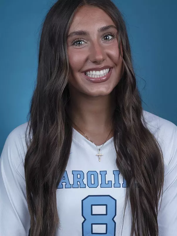 Sienna Cozza 
2025 headshot 
University of North Carolina Volleyball 
Media & Communications Center 
Chapel Hill, NC 
Wednesday, August 6, 2025