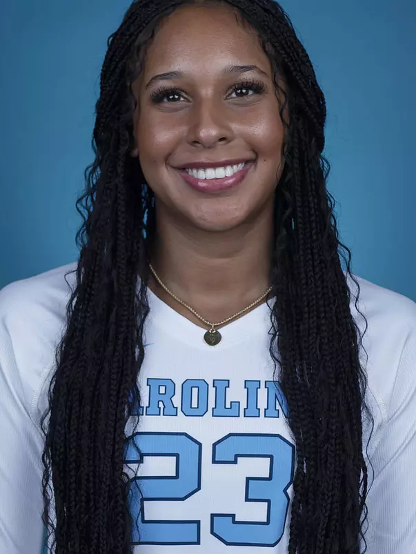 Laynie Smith 
2025 headshot 
University of North Carolina Volleyball 
Media & Communications Center 
Chapel Hill, NC 
Wednesday, August 6, 2025