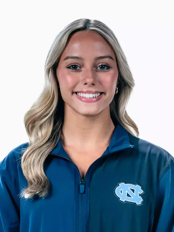 Elly King headshot 2025-26