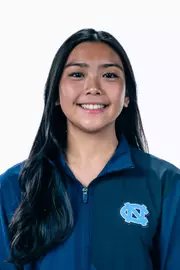 Hannah Aoki headshot 2025-26