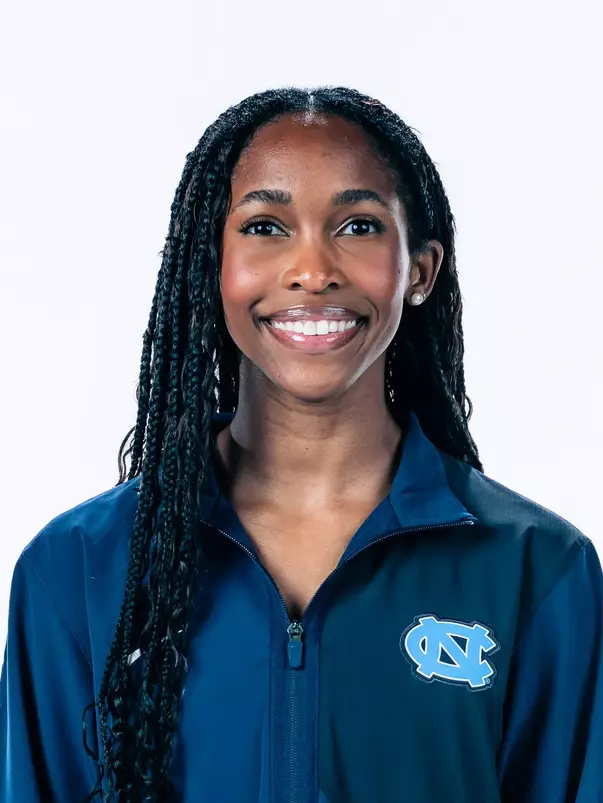 Kaya Forbes headshot 2025-26