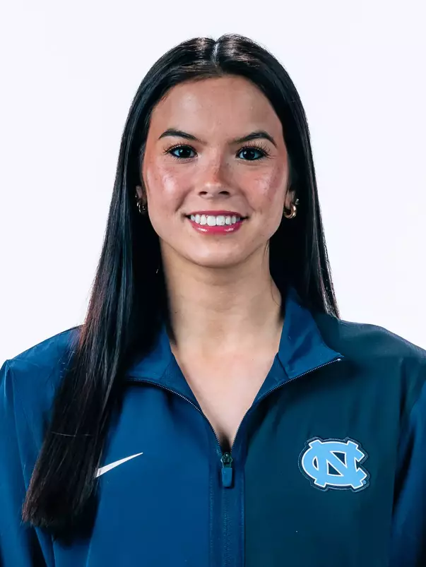 Gwen Fink headshot 2025-26