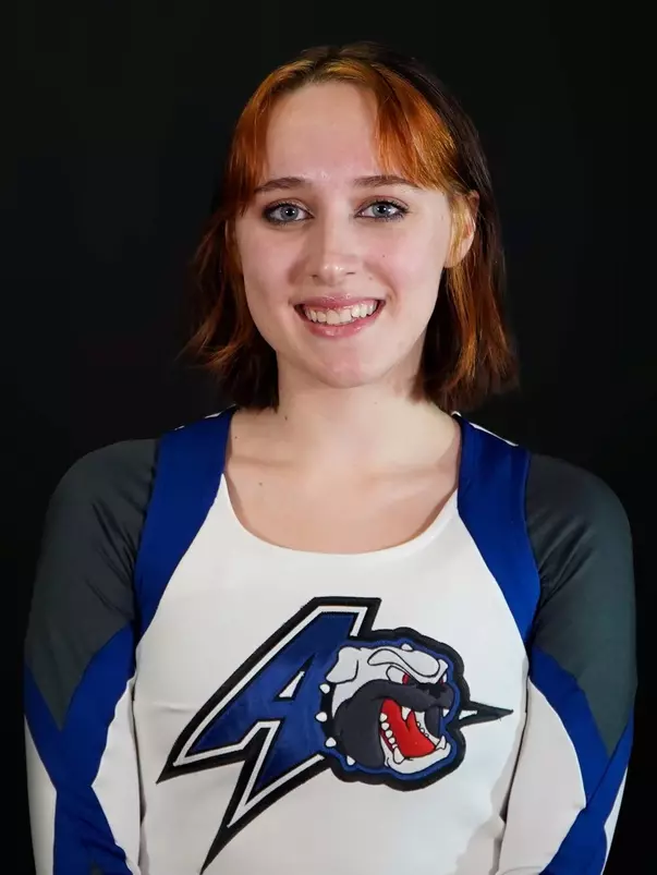 Klara_Headshot
