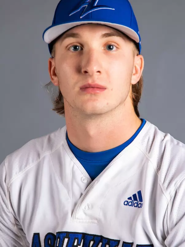 Corbin_Lanowitz_Headshot_2025