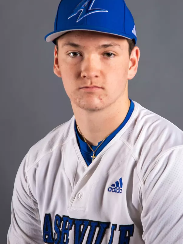 Garrett_Crum_Headshot_2025