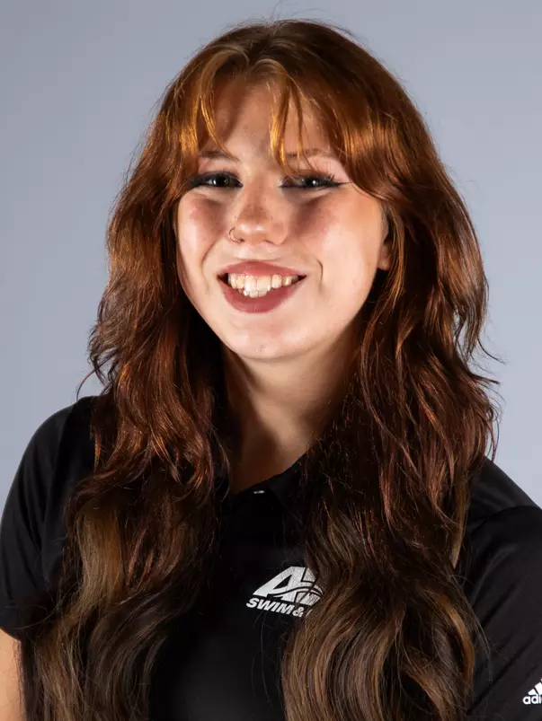 Eleanor_Pichetto_Headshot_2025