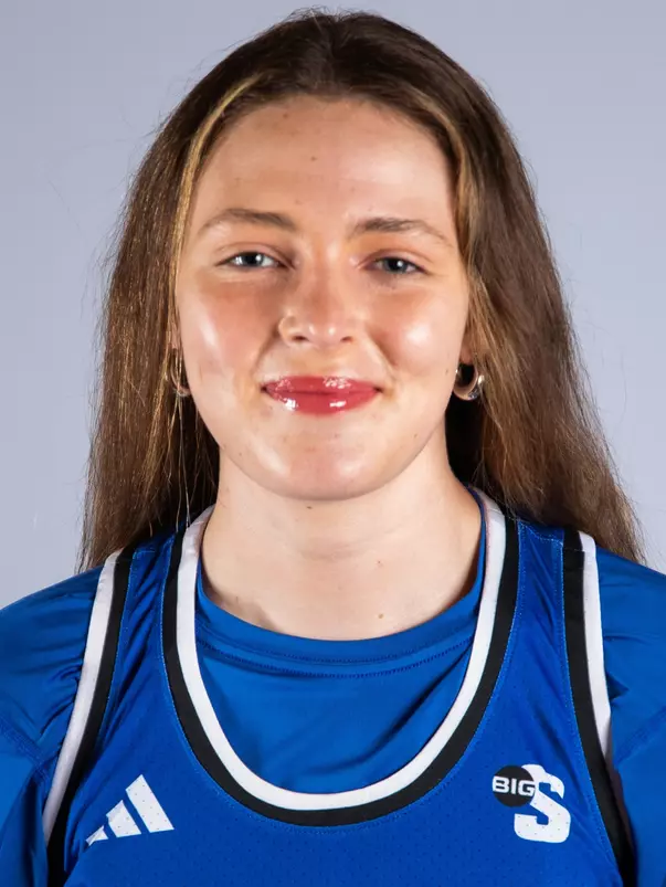 Sara_Yarnell_Headshot_2025_New