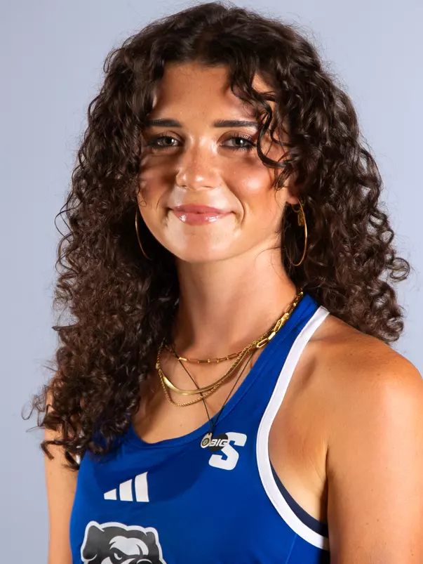 Isabella_Moss_Headshot_2026