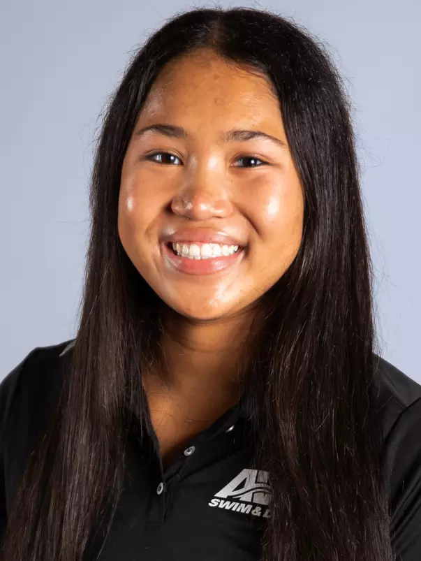 Madden_Weir_Headshot_2026