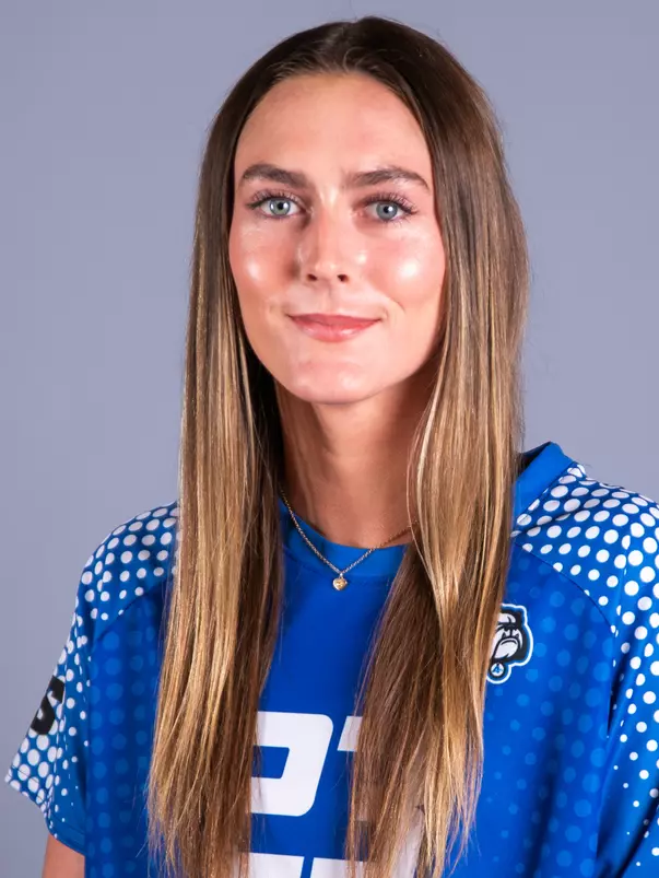 Lili_Adams_Headshot_2026