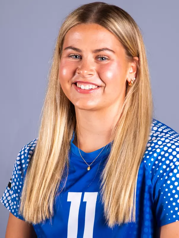 Lilly_Graumann_Headshot_2026