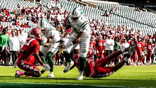 Conner Harrell runs in for a touchdown