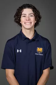 Hunter_Kenney_cross_country_headshot