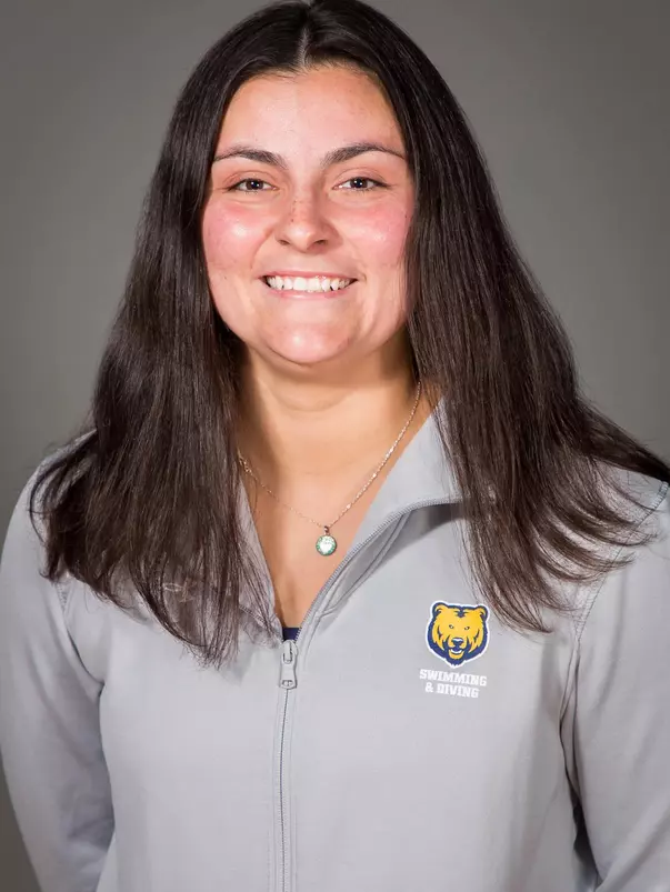 Paula_Lomonaco_swim___dive_portraits_2022