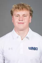 PEYTON GARRETT Headshot