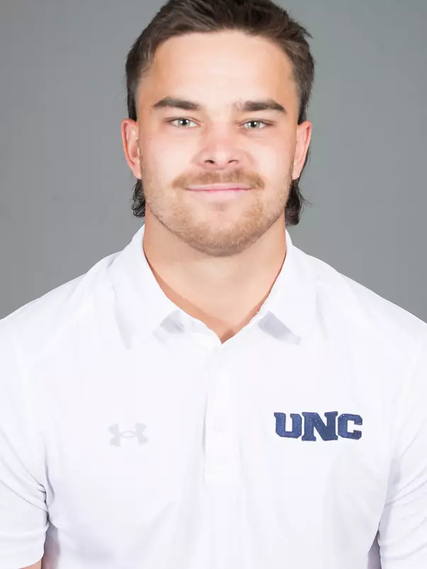 RYDER MACGILLIVRAY Headshot