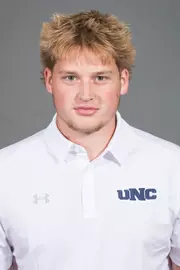 HOLDEN WRIGHT Headshot