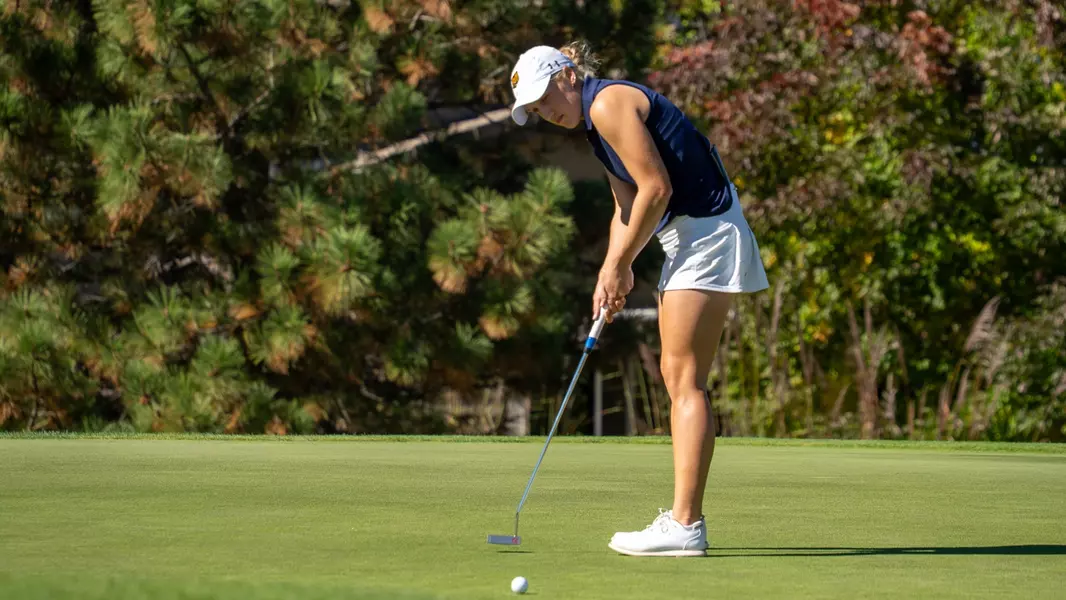 Timbre Shehee Putting