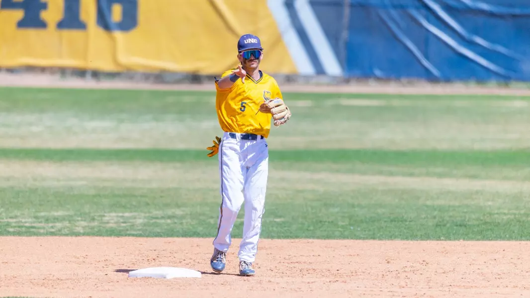 Brett Barber Throwing