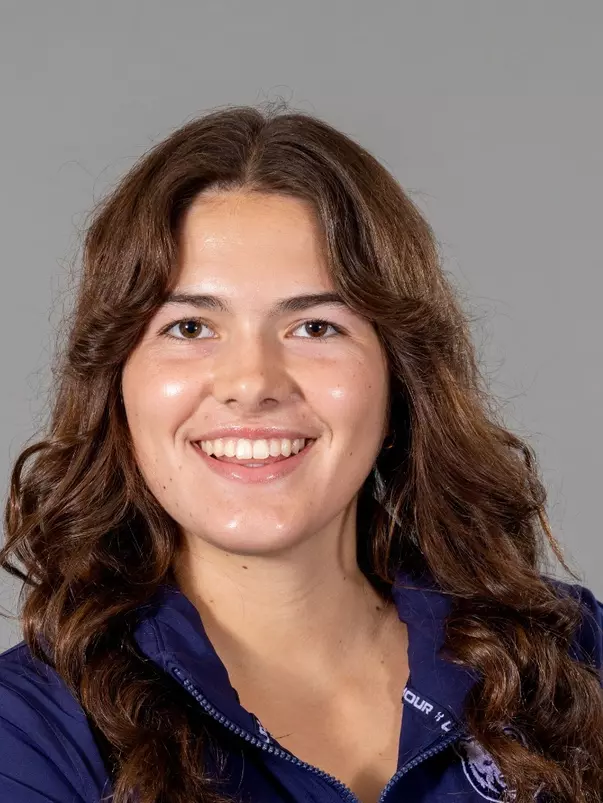 Thalia Milam headshot